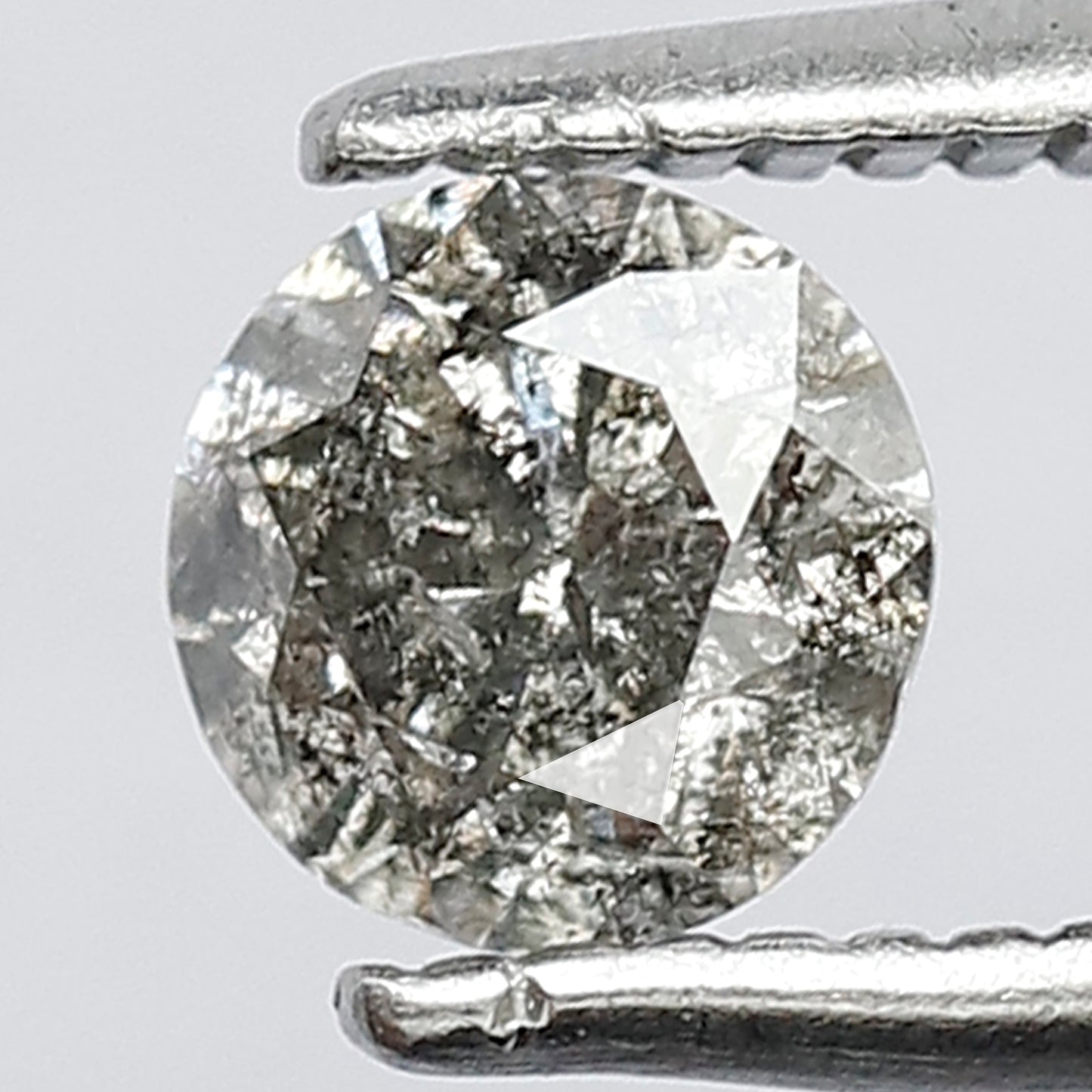 0.47 CT Splendid Grey Black Pointed round Brilliant Cut Natural 4.90 mm Salt and Pepper Diamond Perfect For Making Prong setting Halo Ring