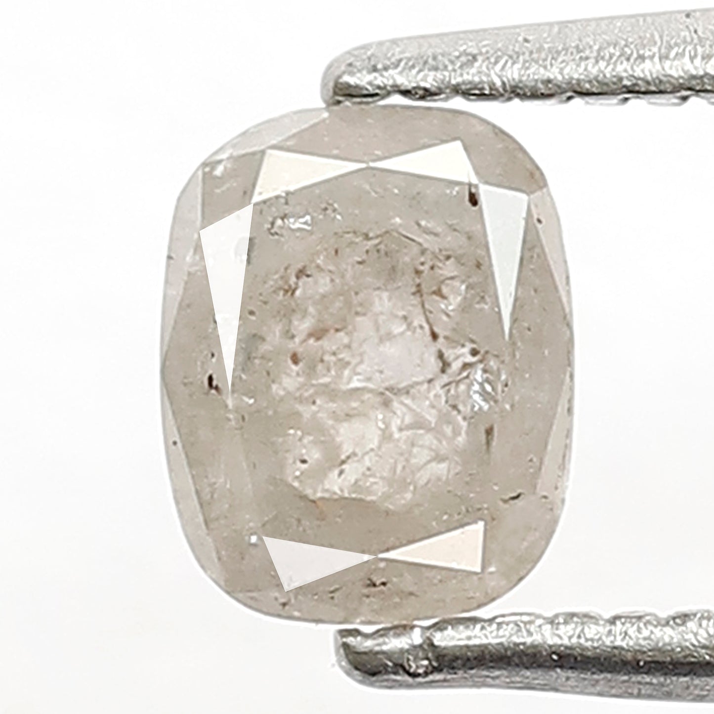 0.66 CT Oval shape natural loose Misty White color 5.50 MM salt and pepper diamond