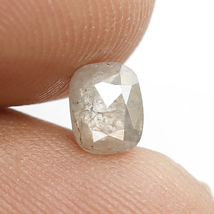 0.66 CT Oval shape natural loose Misty White color 5.50 MM salt and pepper diamond