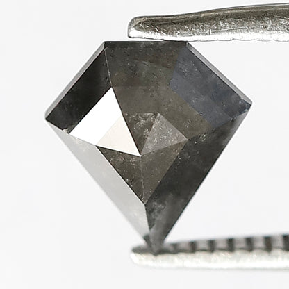 1.01 CT Geometric shape Natural loose 7.70 MM Grey Black color salt and pepper diamond