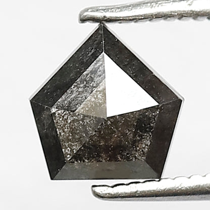 1.05 CT Geometric shape Natural loose 6.50 MM Grey Black color salt and pepper Diamond