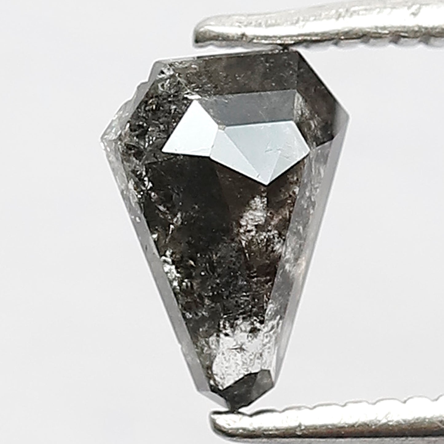 0.77 CT Geometric shape Natural loose Grey Black color 7.60 MM Salt and pepper Diamond
