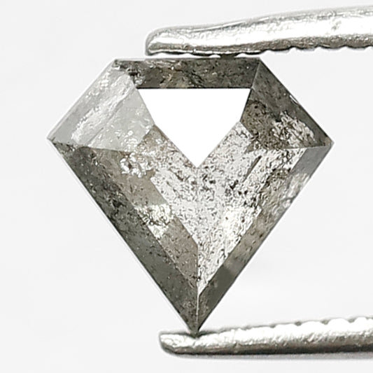 0.94 CT Geometric shape grey black color 6.70 MM salt and pepper diamond