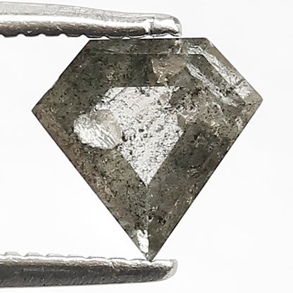 0.94 CT Geometric shape grey black color 6.70 MM salt and pepper diamond