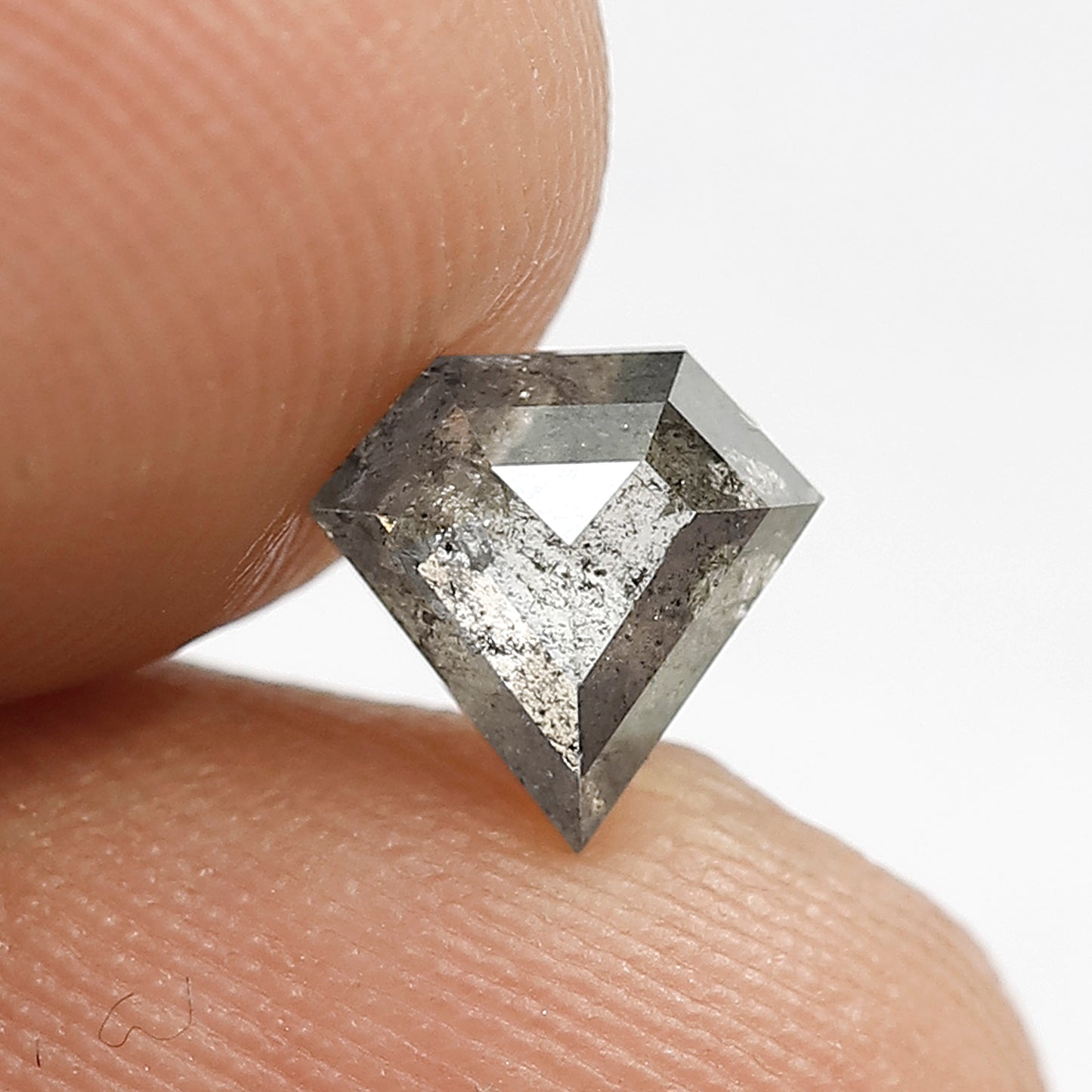 0.94 CT Geometric shape grey black color 6.70 MM salt and pepper diamond