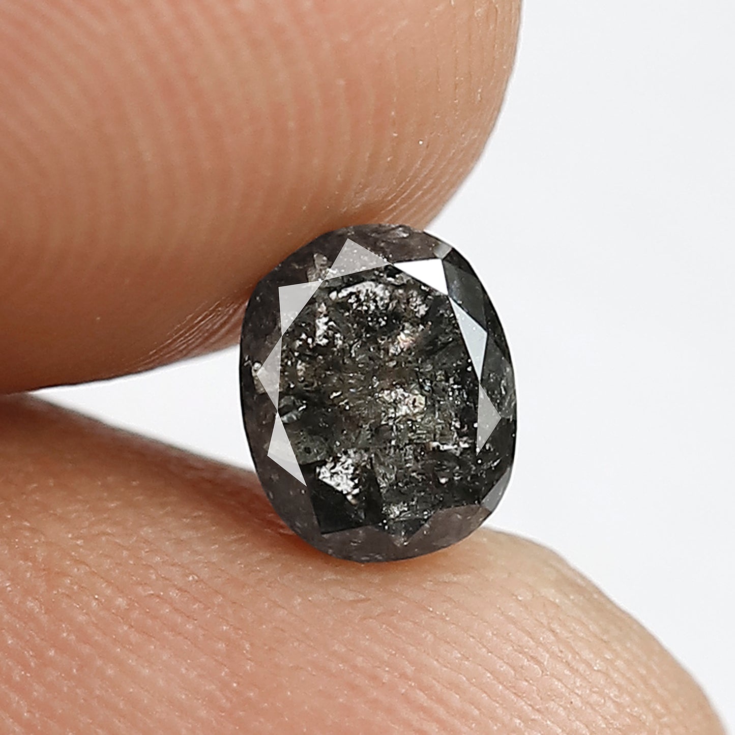 1.12 CT Oval shape Natural loose Grey black color 6.20 MM conflict free salt and pepper diamond