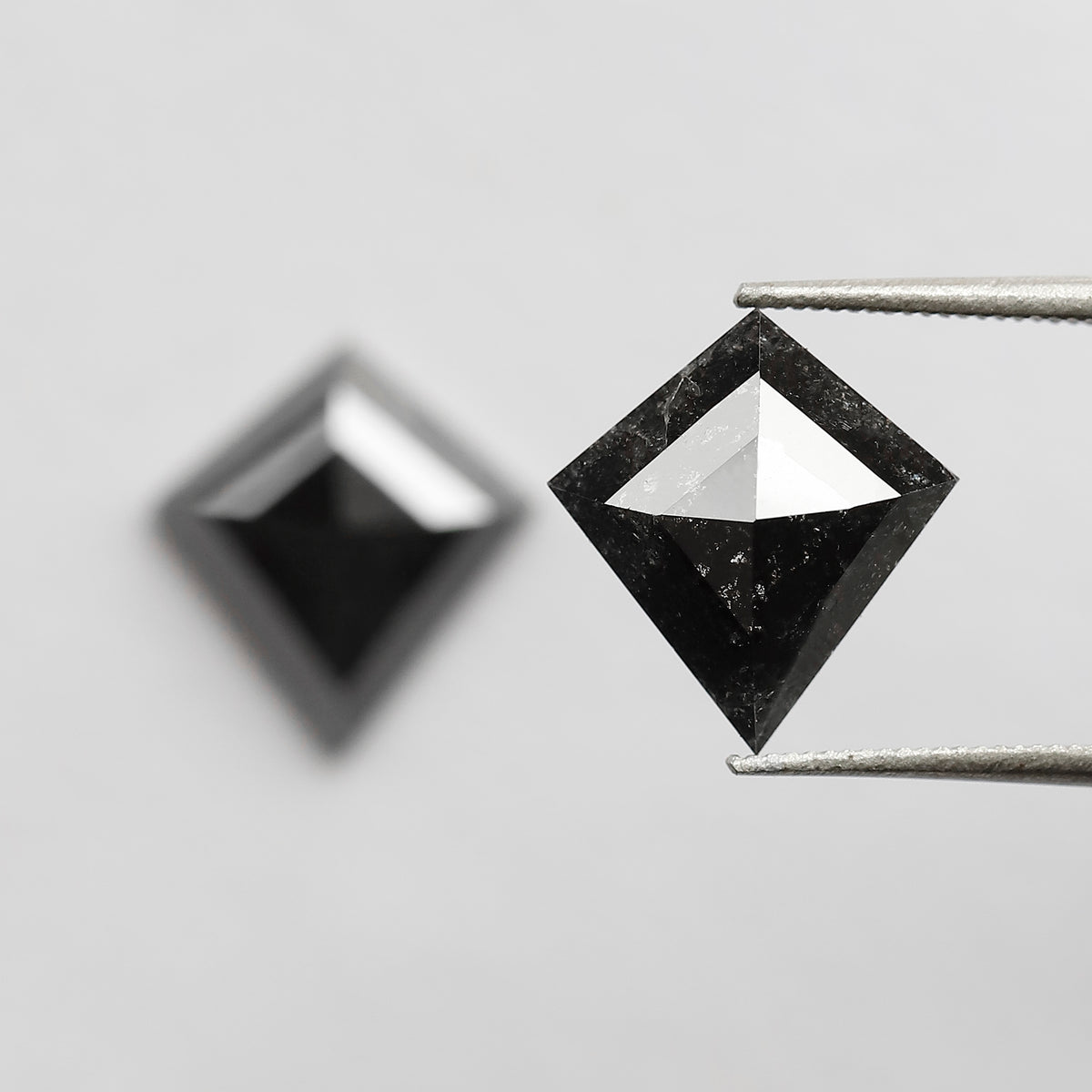 4.32 Ct 11.80 MM Pair Of Kite Shape Loose Natural Salt and Pepper Natural Black Color Diamond For Earring