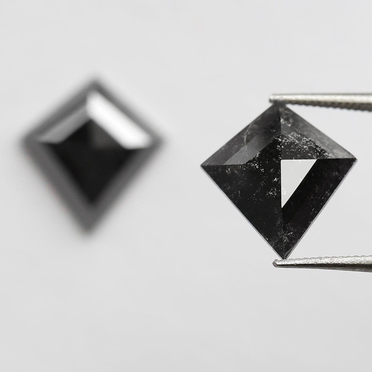 4.32 Ct 11.80 MM Pair Of Kite Shape Loose Natural Salt and Pepper Natural Black Color Diamond For Earring