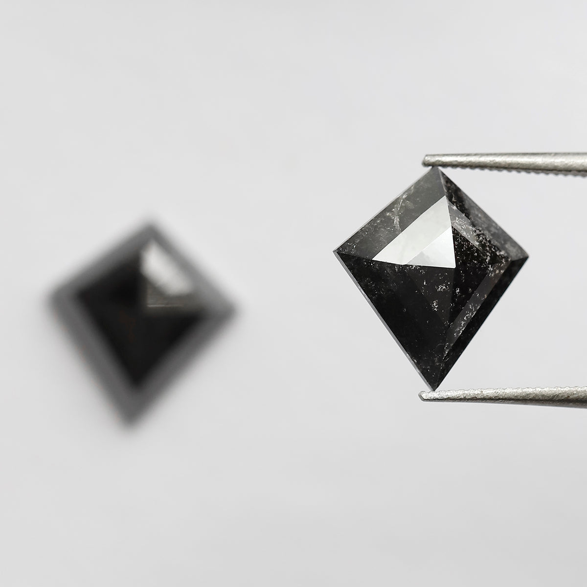 4.32 Ct 11.80 MM Pair Of Kite Shape Loose Natural Salt and Pepper Natural Black Color Diamond For Earring