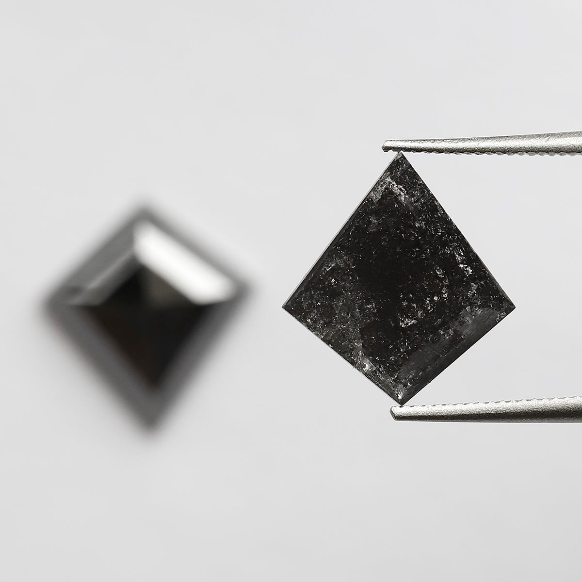 4.32 Ct 11.80 MM Pair Of Kite Shape Loose Natural Salt and Pepper Natural Black Color Diamond For Earring
