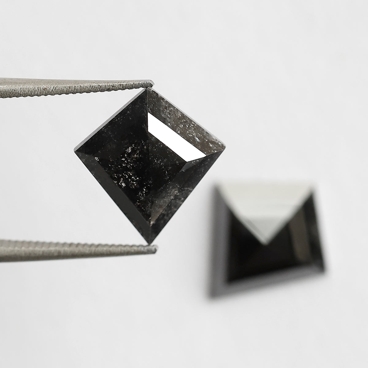 4.32 Ct 11.80 MM Pair Of Kite Shape Loose Natural Salt and Pepper Natural Black Color Diamond For Earring