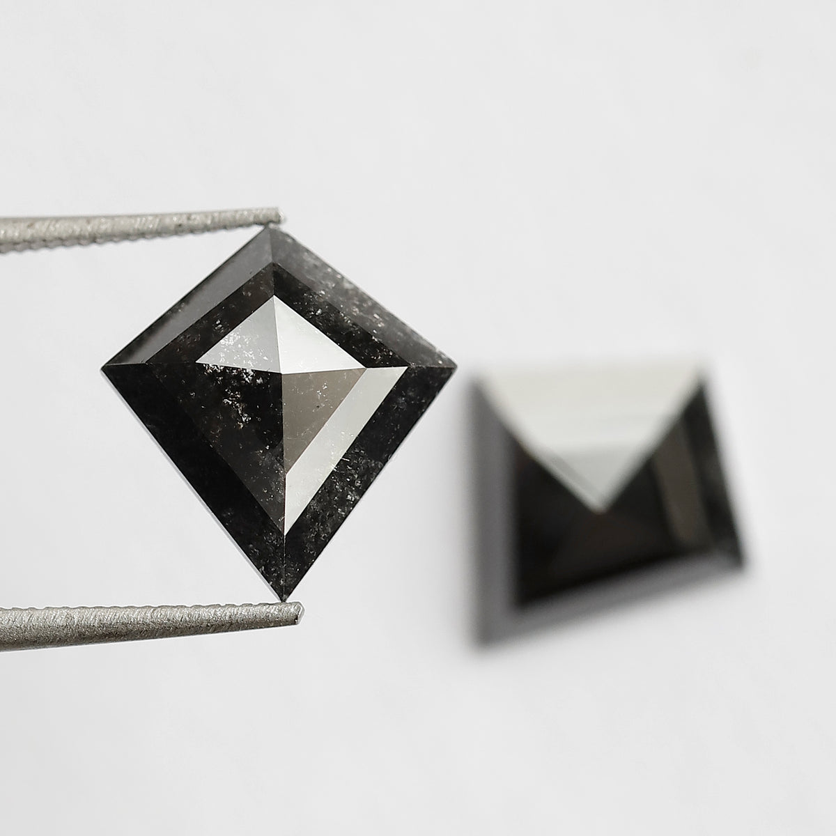 4.32 Ct 11.80 MM Pair Of Kite Shape Loose Natural Salt and Pepper Natural Black Color Diamond For Earring