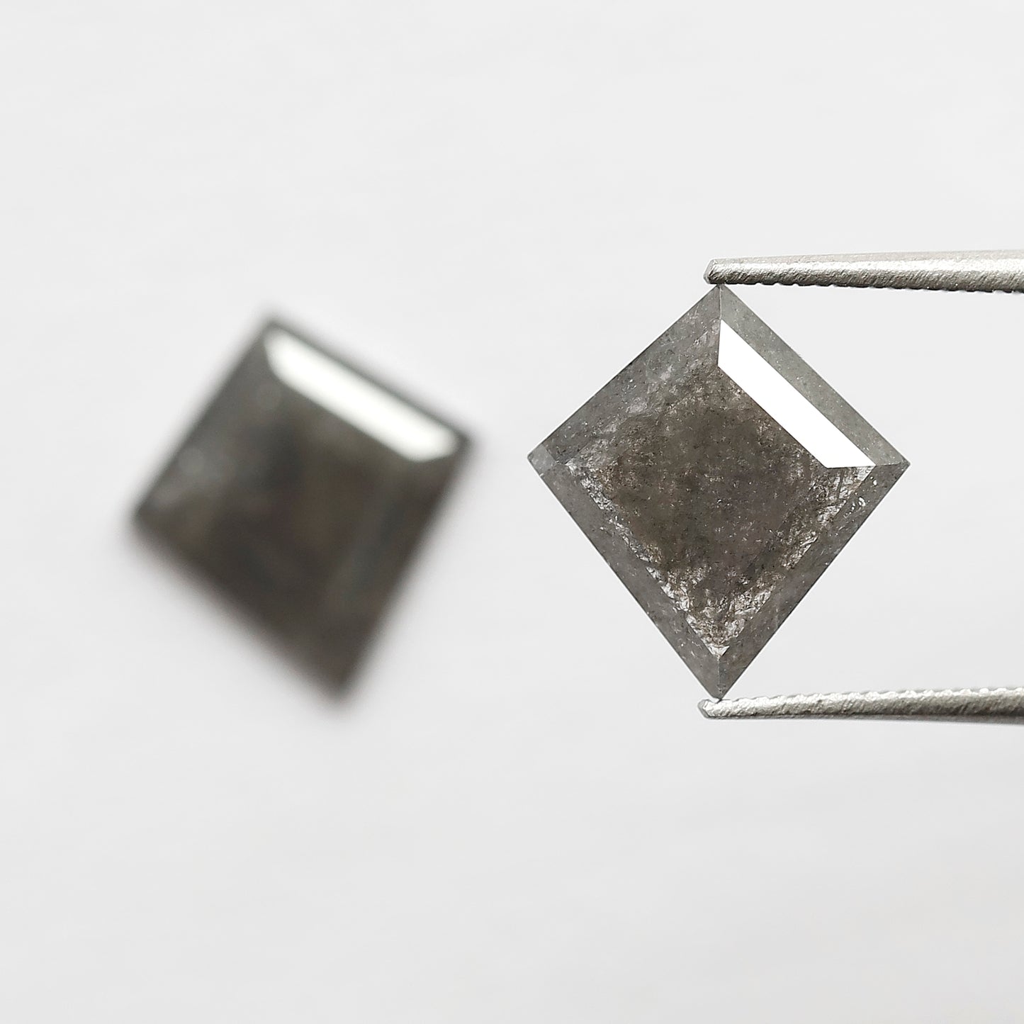 3.20 CT 11.40 MM Pair of Kite Shape Loose Natural Salt and Pepper Dark Stormy Gray Color Diamond For Jewelry