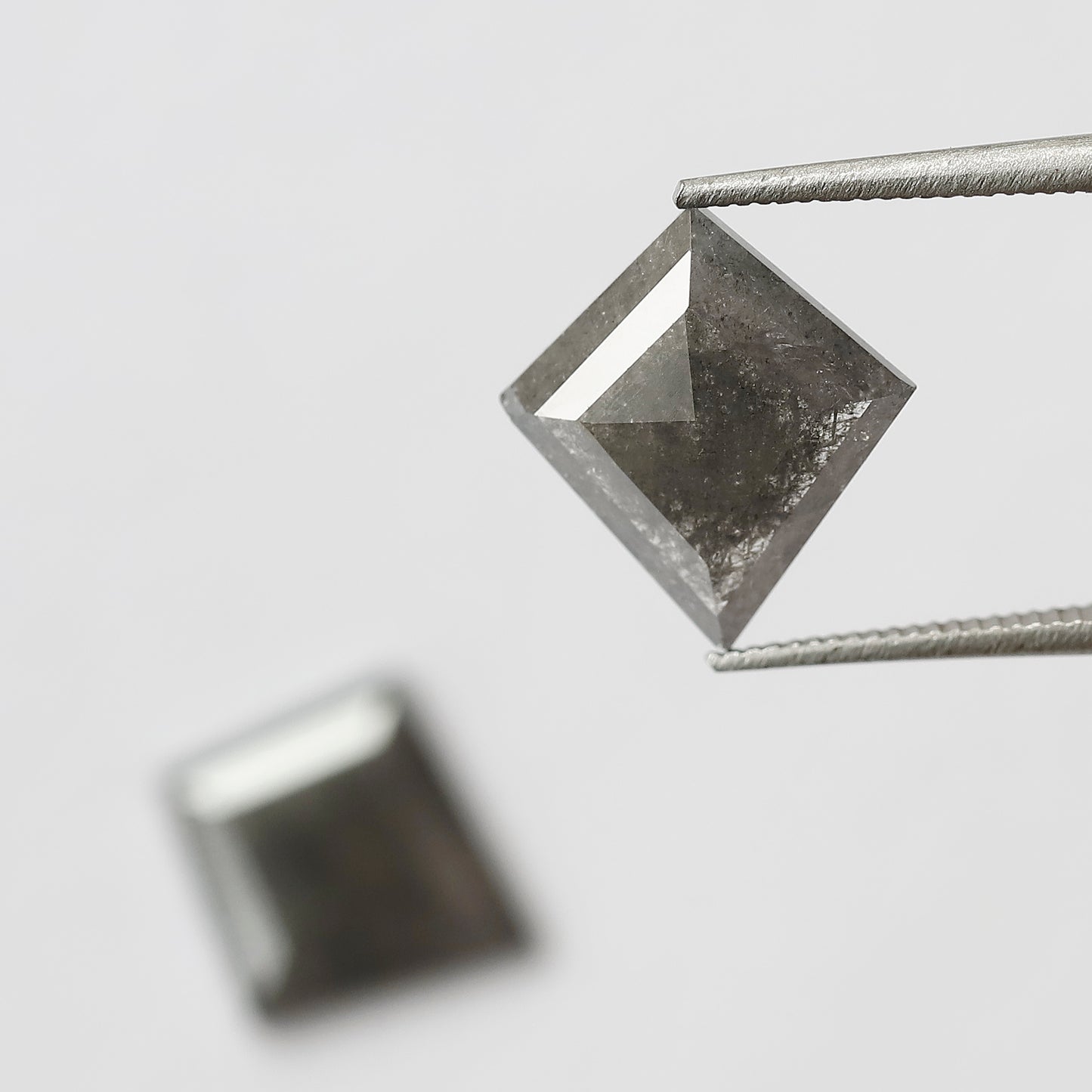 3.20 CT 11.40 MM Pair of Kite Shape Loose Natural Salt and Pepper Dark Stormy Gray Color Diamond For Jewelry