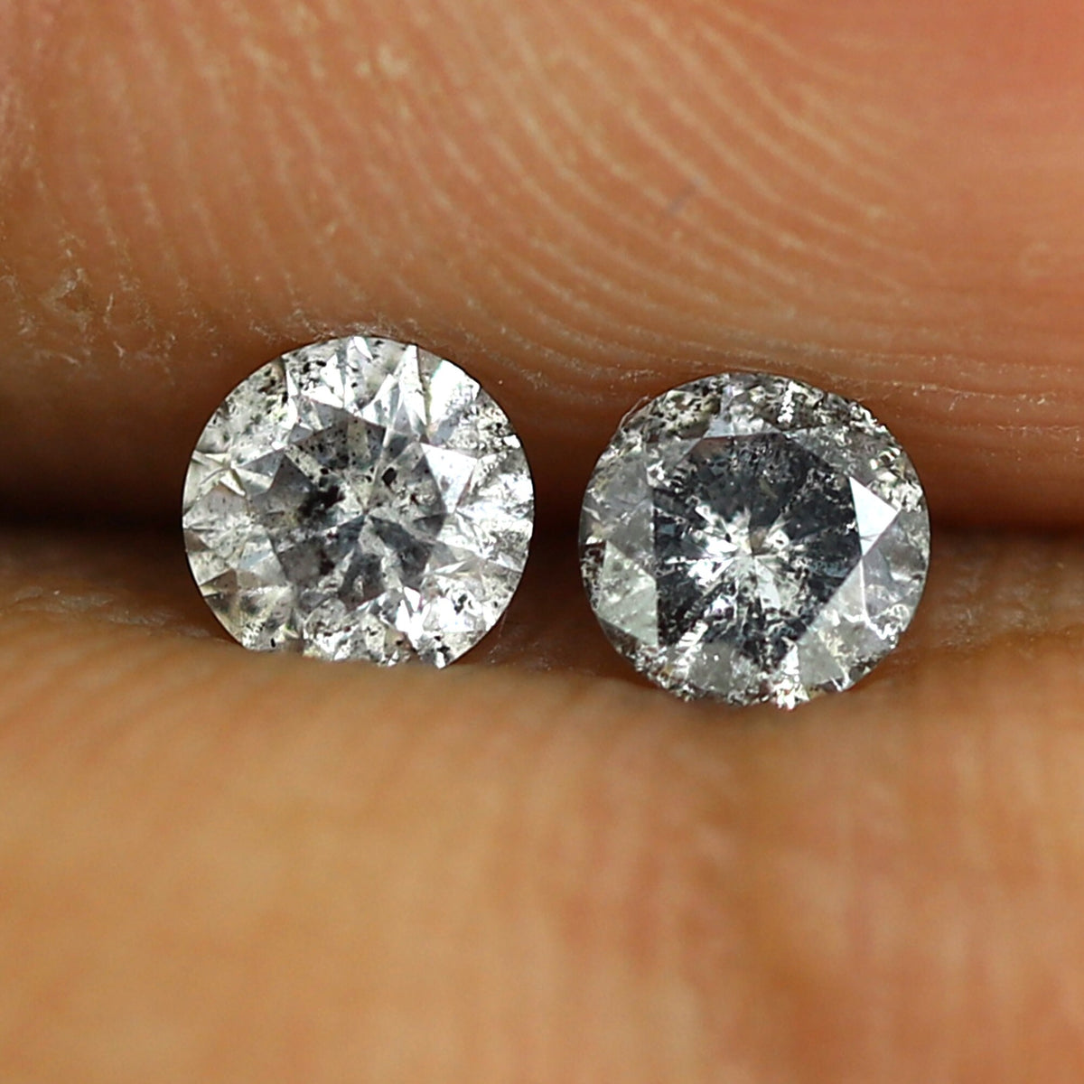 0.41 CT Pair Of Gray Black Round Brilliant cut Diamonds 3.9 x 3.9 MM Loose Natural Salt and Pepper Diamonds