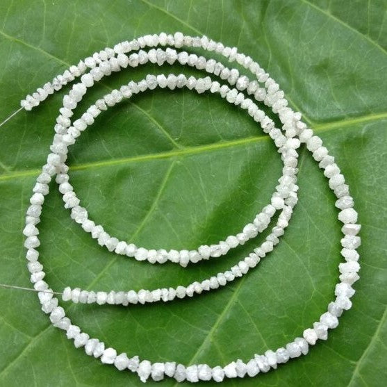 16 Carats Uncut White Diamonds Beads Necklace